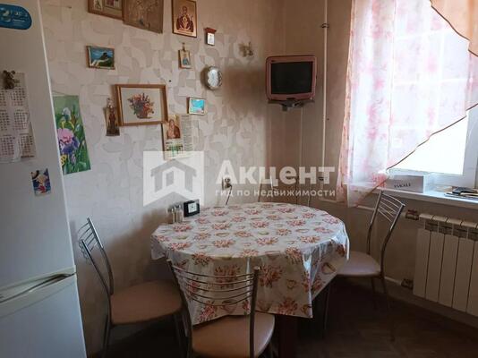 Продам двухкомнатную (2-комн.) квартиру, ДСК мкр, 3, Иваново г