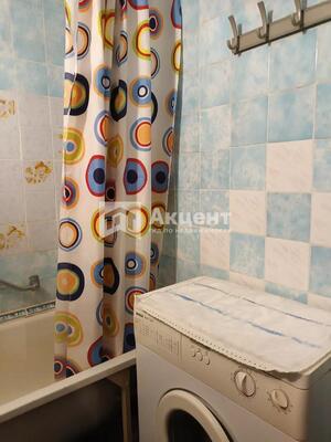 Продам двухкомнатную (2-комн.) квартиру, ДСК мкр, 3, Иваново г