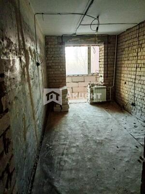 Продам трехкомнатную (3-комн.) квартиру, Жарова ул, 8, Иваново г