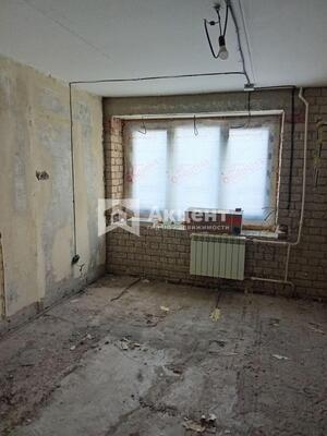 Продам трехкомнатную (3-комн.) квартиру, Жарова ул, 8, Иваново г