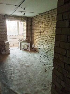 Продам трехкомнатную (3-комн.) квартиру, Жарова ул, 8, Иваново г