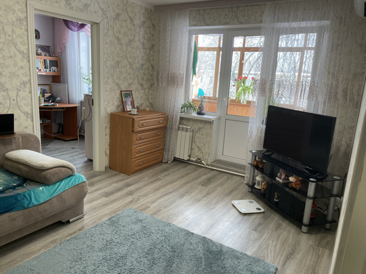 Продам двухкомнатную (2-комн.) квартиру, Коммунистическая ул, 13, Раменское г