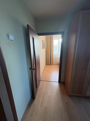 Продам двухкомнатную (2-комн.) квартиру, Большевистская ул, 4, Яхрома г