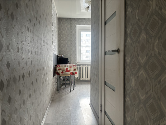 Продам однокомнатную (1-комн.) квартиру, Тобольская ул, 5, Новороссийск г