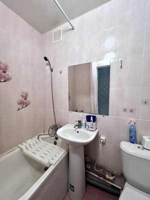 Продам однокомнатную (1-комн.) квартиру, Тобольская ул, 5, Новороссийск г