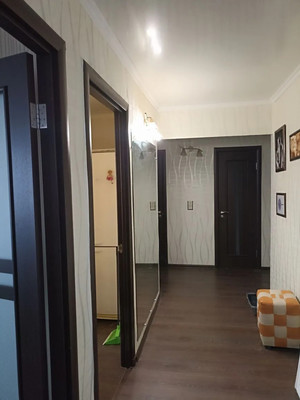 Продам трехкомнатную (3-комн.) квартиру, Гагарина ул, 1, Волгодонск г