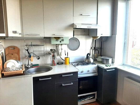 Продам трехкомнатную (3-комн.) квартиру, Энгельса ул, 91, Тихорецк г