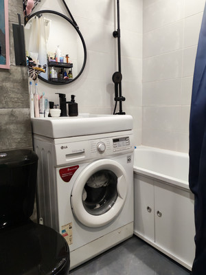 Продам трехкомнатную (3-комн.) квартиру, Андрианова ул, 12, Иваново г