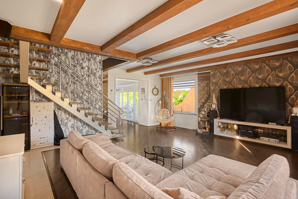 Продам трехкомнатную (3-комн.) квартиру, Муезерская (Перевалка р-н) ул, 166а, Петрозаводск г