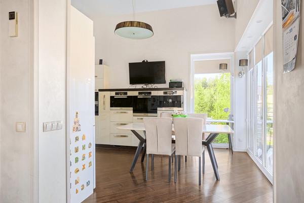 Продам трехкомнатную (3-комн.) квартиру, Муезерская (Перевалка р-н) ул, 166а, Петрозаводск г