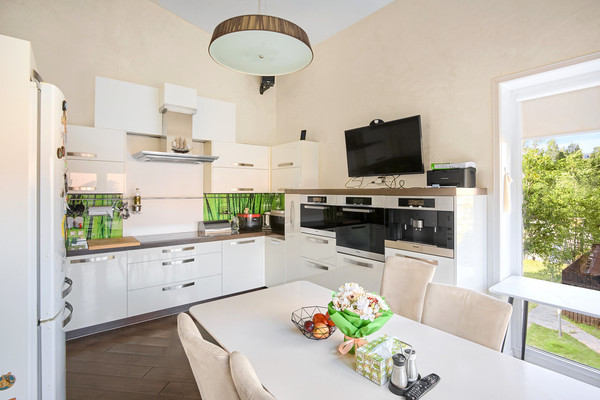 Продам трехкомнатную (3-комн.) квартиру, Муезерская (Перевалка р-н) ул, 166а, Петрозаводск г