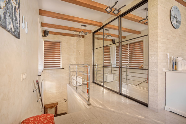 Продам трехкомнатную (3-комн.) квартиру, Муезерская (Перевалка р-н) ул, 166а, Петрозаводск г