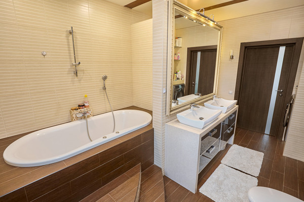 Продам трехкомнатную (3-комн.) квартиру, Муезерская (Перевалка р-н) ул, 166а, Петрозаводск г