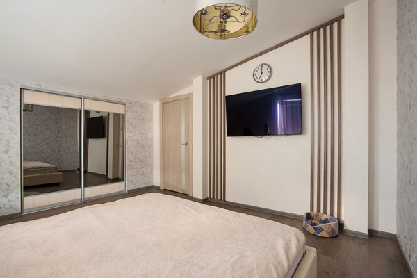 Продам трехкомнатную (3-комн.) квартиру, Муезерская (Перевалка р-н) ул, 166а, Петрозаводск г