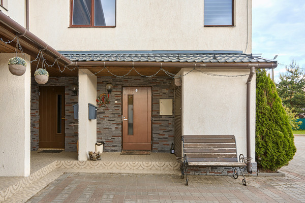 Продам трехкомнатную (3-комн.) квартиру, Муезерская (Перевалка р-н) ул, 166а, Петрозаводск г