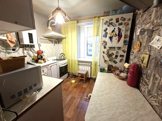 Продам двухкомнатную (2-комн.) квартиру, Калинина ул, 122, Тихорецк г