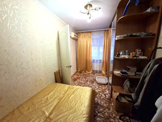 Продам двухкомнатную (2-комн.) квартиру, Калинина ул, 122, Тихорецк г