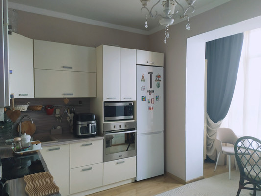 Продам двухкомнатную (2-комн.) квартиру, Гидростроителей ул, 28, Краснодар г