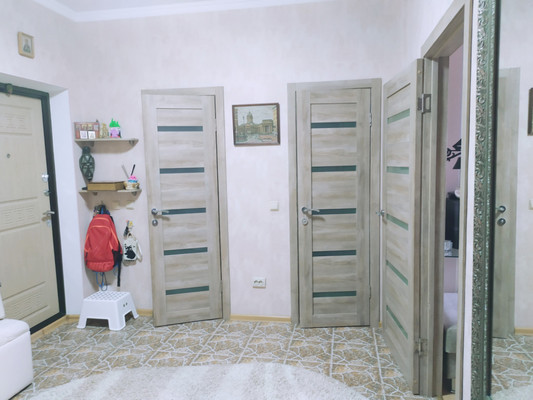 Продам двухкомнатную (2-комн.) квартиру, Гидростроителей ул, 28, Краснодар г