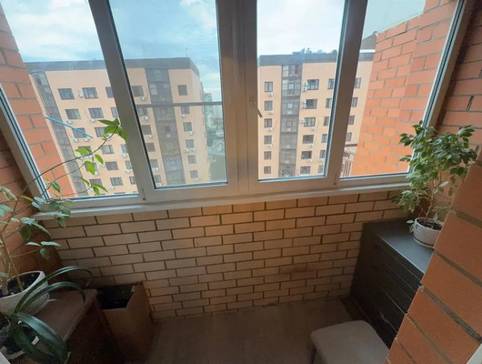 Продам трехкомнатную (3-комн.) квартиру, Героев-Разведчиков ул, 12, Краснодар г