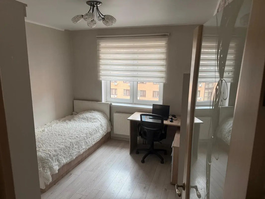 Продам трехкомнатную (3-комн.) квартиру, Героев-Разведчиков ул, 12, Краснодар г