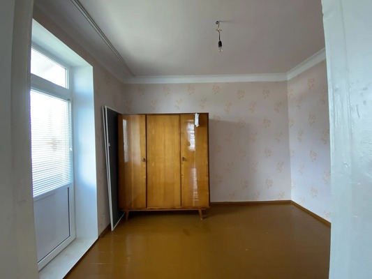 Продам трехкомнатную (3-комн.) квартиру, Федосеева ул, 13, Тихорецк г