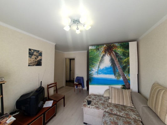 Продам однокомнатную (1-комн.) квартиру, Гагарина ул, 34, Липецк г