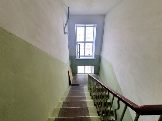 Продам однокомнатную (1-комн.) квартиру, Гагарина ул, 34, Липецк г