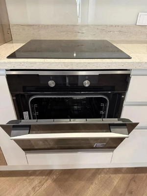 Продам двухкомнатную (2-комн.) квартиру, Дыбенко ул, 7/1, Москва г