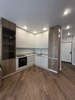 Продам двухкомнатную (2-комн.) квартиру, Дыбенко ул, 7/1, Москва г