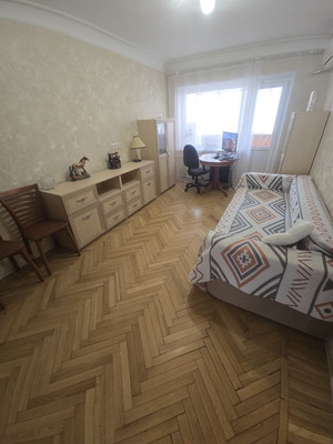 Продам трехкомнатную (3-комн.) квартиру, им. Стасова ул, 143, Краснодар г