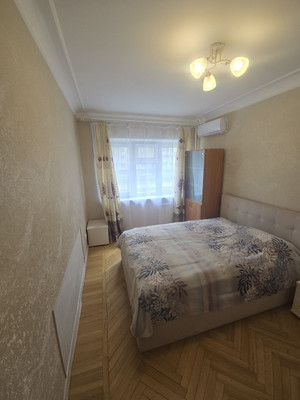 Продам трехкомнатную (3-комн.) квартиру, им. Стасова ул, 143, Краснодар г