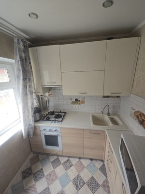 Продам трехкомнатную (3-комн.) квартиру, им. Стасова ул, 143, Краснодар г