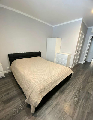 Продам двухкомнатную (2-комн.) квартиру, Сколковская ул, 7А, Одинцово г