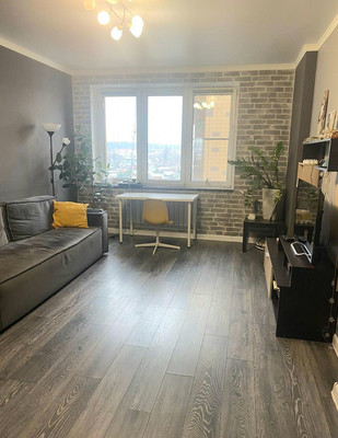 Продам двухкомнатную (2-комн.) квартиру, Сколковская ул, 7А, Одинцово г