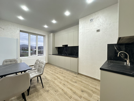 Сдам однокомнатную (1-комн.) квартиру, Солнечная ул, 40, Нальчик г