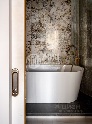 Продам двухкомнатную (2-комн.) квартиру, 3-я Хорошёвская ул, 25к4, Москва г