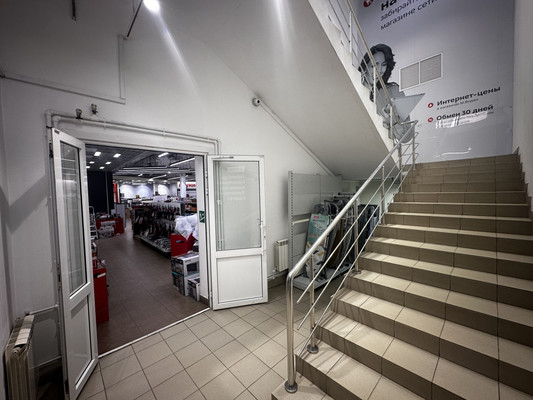 Сдам торговое помещение 1 500 м2, Холодово ул, 1, Раменское г