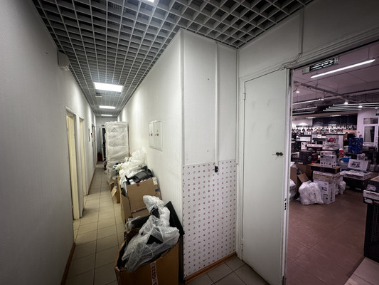 Сдам торговое помещение 1 500 м2, Холодово ул, 1, Раменское г