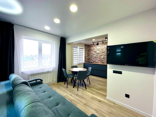 Продам двухкомнатную (2-комн.) квартиру, Татищева ул, 59, Астрахань г