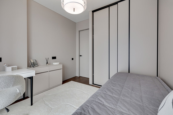 Продам трехкомнатную (3-комн.) квартиру, Автозаводская ул, 26к1, Москва г