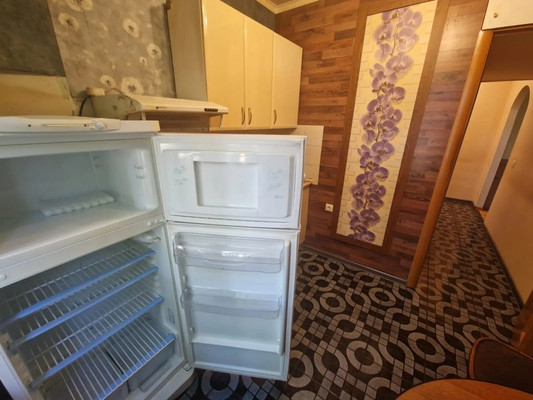 Продам однокомнатную (1-комн.) квартиру, Ореховый б-р, 39к2, Москва г