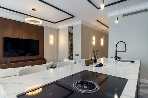 Продам трехкомнатную (3-комн.) квартиру, Багрицкого ул, 18, Москва г