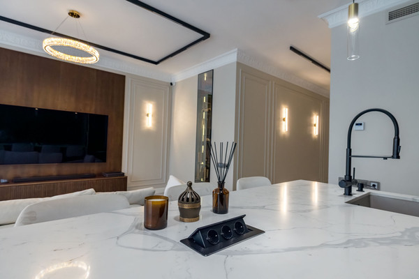 Продам трехкомнатную (3-комн.) квартиру, Багрицкого ул, 18, Москва г