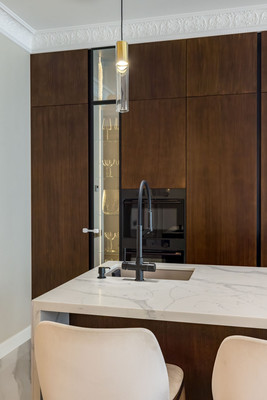 Продам трехкомнатную (3-комн.) квартиру, Багрицкого ул, 18, Москва г