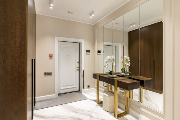 Продам трехкомнатную (3-комн.) квартиру, Багрицкого ул, 18, Москва г