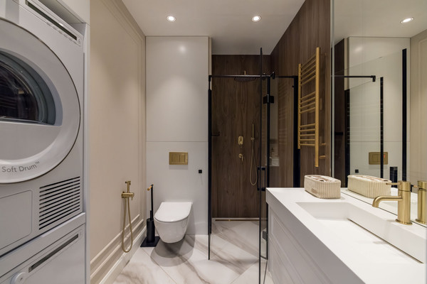 Продам трехкомнатную (3-комн.) квартиру, Багрицкого ул, 18, Москва г