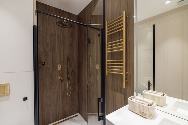 Продам трехкомнатную (3-комн.) квартиру, Багрицкого ул, 18, Москва г