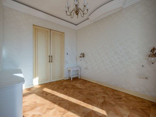 Сдам двухкомнатную (2-комн.) квартиру, Котельническая наб, 1/15кА, Москва г