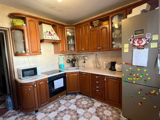 Продам двухкомнатную (2-комн.) квартиру, Рябиновая ул, 8, Бородки д